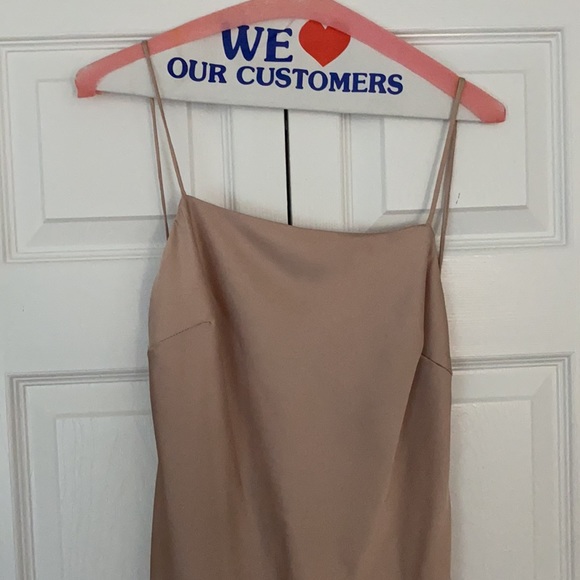 Chic MIDI/Ankle Dress - Picture 2 of 5